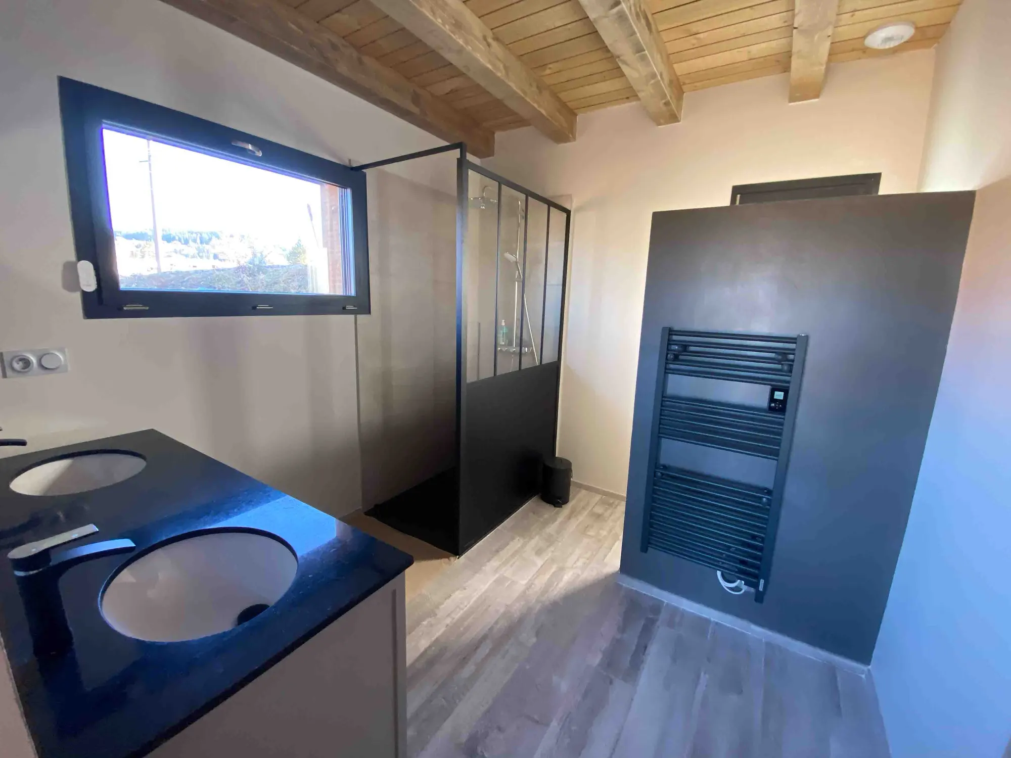 Chalet bathroom with a walk-in shower